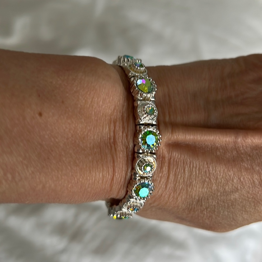 Multicolored bracelet